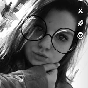 Meet your Posher, Alazae